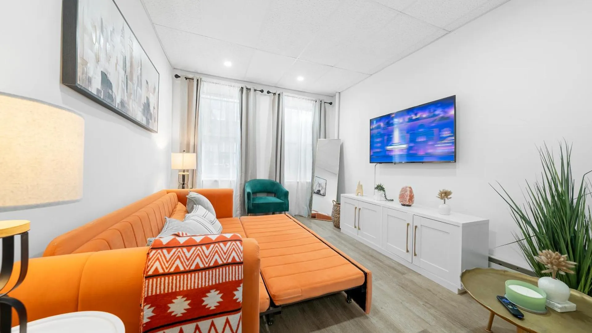 Apartment Near Nyc Easy Access To Transportation West New York 0*,  United States